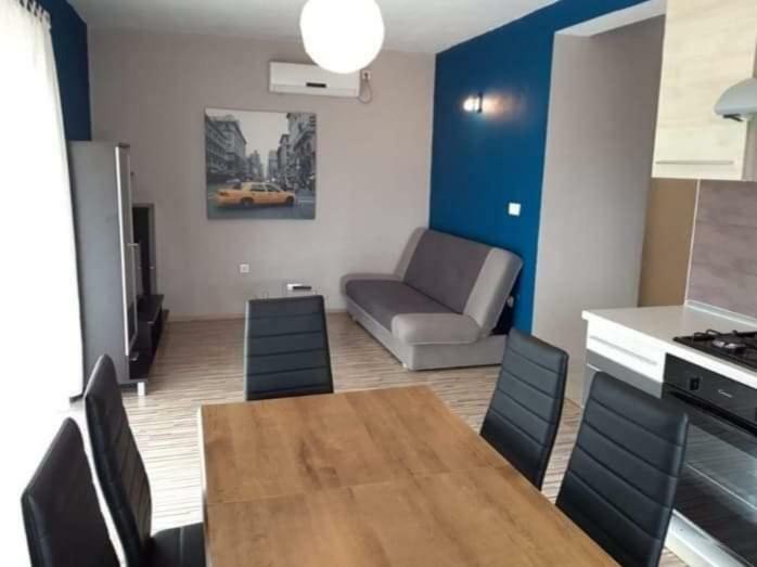 Apartments Laura I Angelina Tribalj Екстериор снимка
